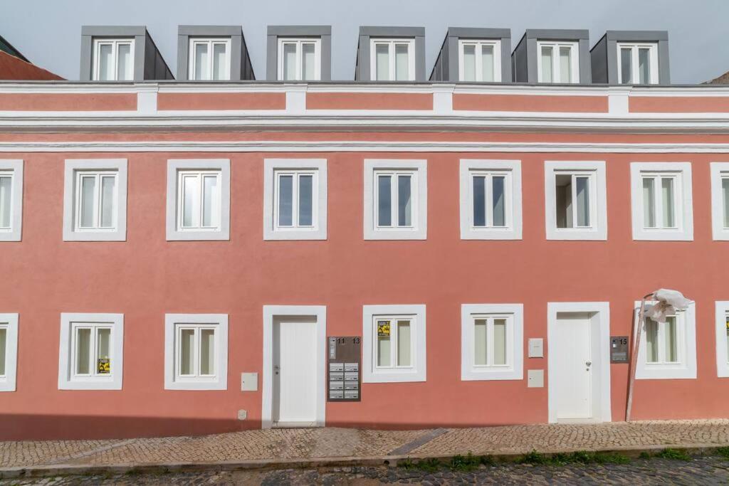 Apartment Pardal 2b - Penthouse In Alcantara - Parking Nearby